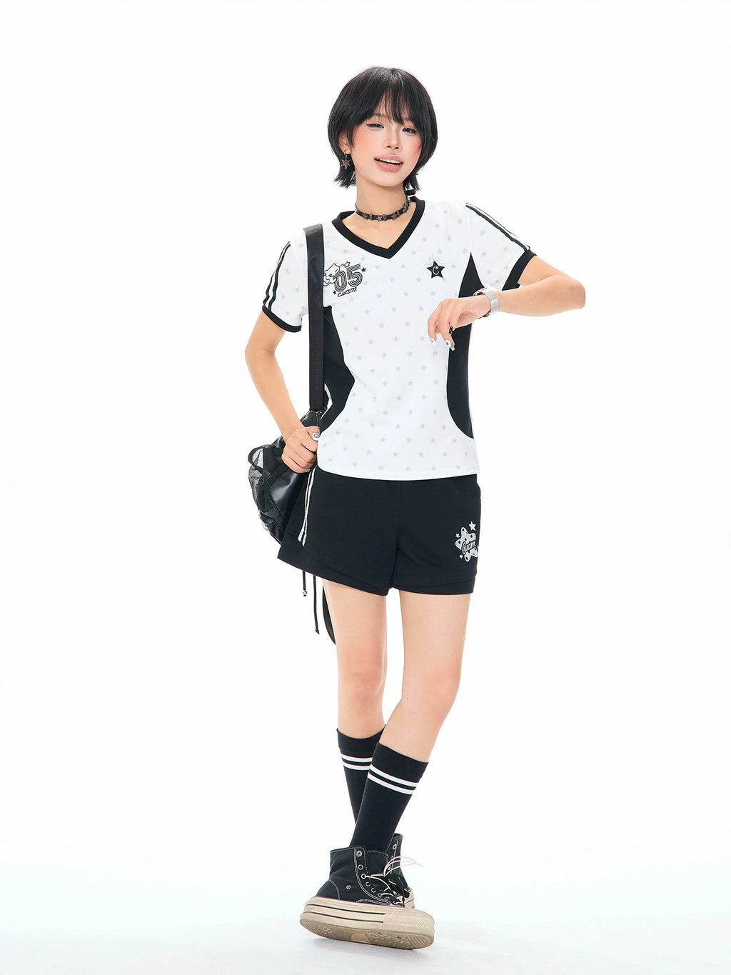 Star All Over Print V Neck Sporty Crop Tee OL2318
