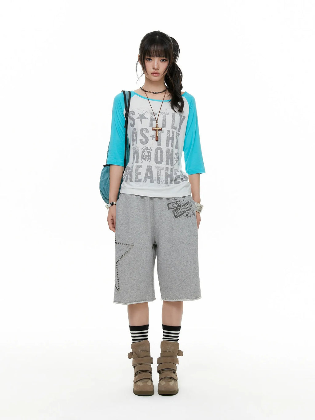 Contrast Raglan Graphic T-Shirt OL2379