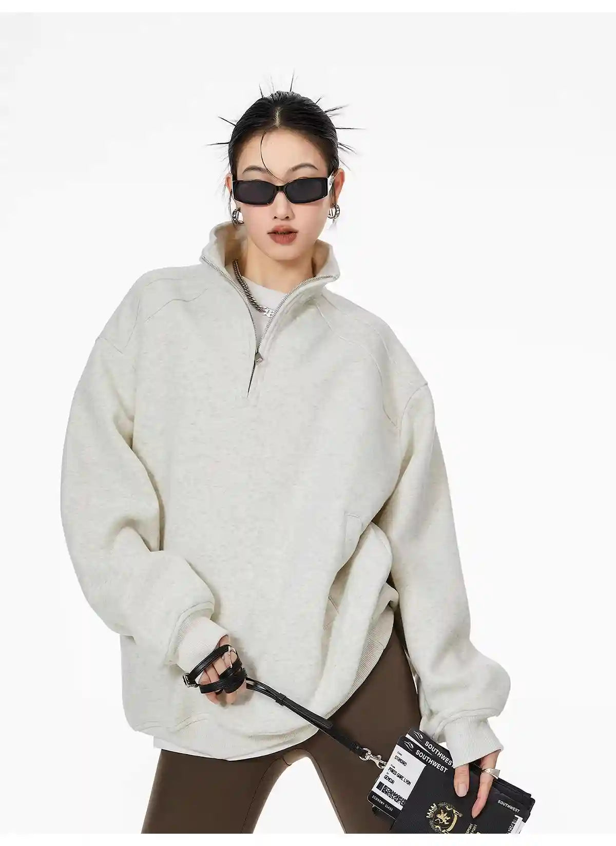 Half-Zip Stand Collar Sweatshirt with Relaxed Fit   OL1991