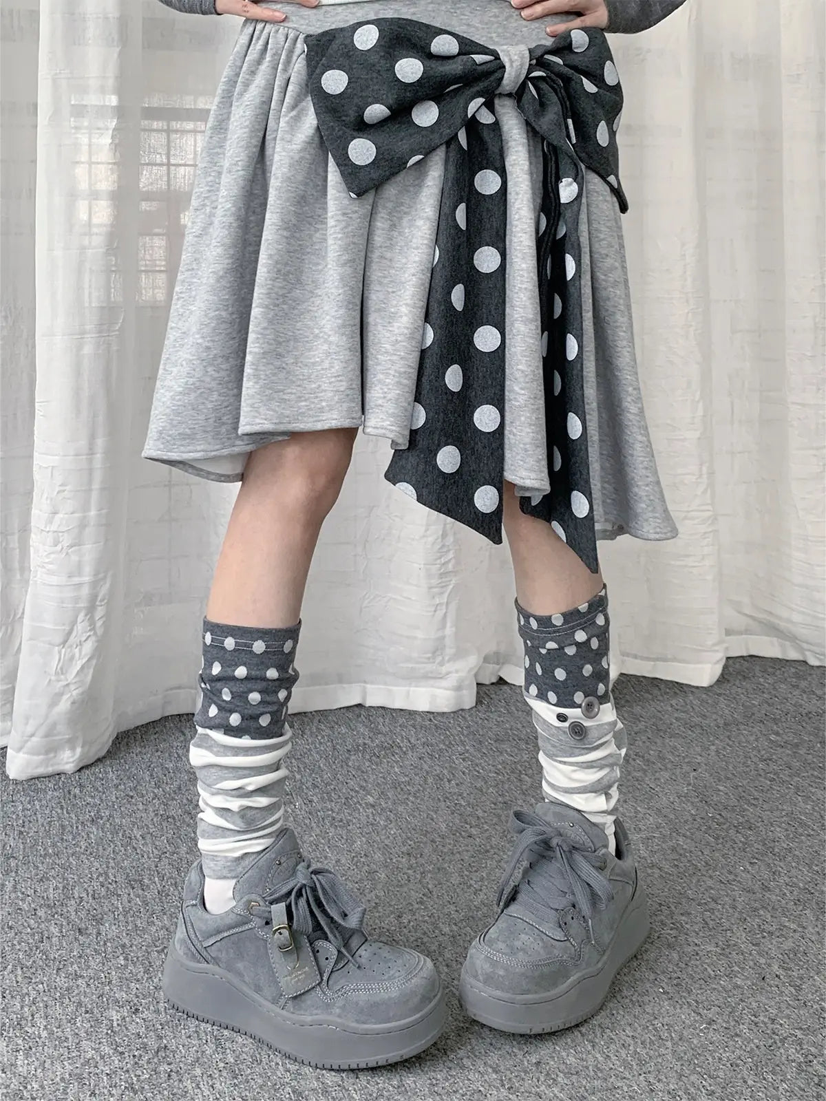 Polka Dot Stripe Leg Warmers oliviroa オリヴィオラ