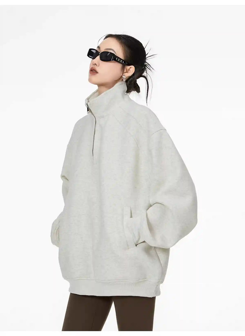 Half-Zip Stand Collar Sweatshirt with Relaxed Fit OL1991