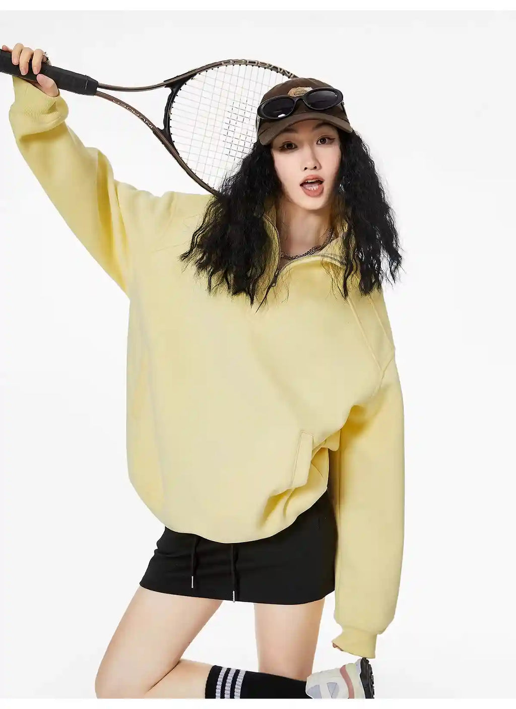 Half-Zip Stand Collar Sweatshirt with Relaxed Fit OL1991