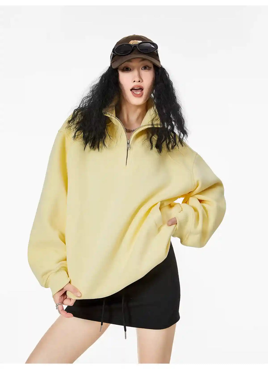 Half-Zip Stand Collar Sweatshirt with Relaxed Fit OL1991