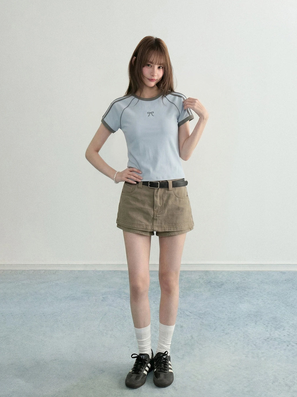 Blue Bow Stripe Raglan Cropped Fitted Sporty Tee OL2314