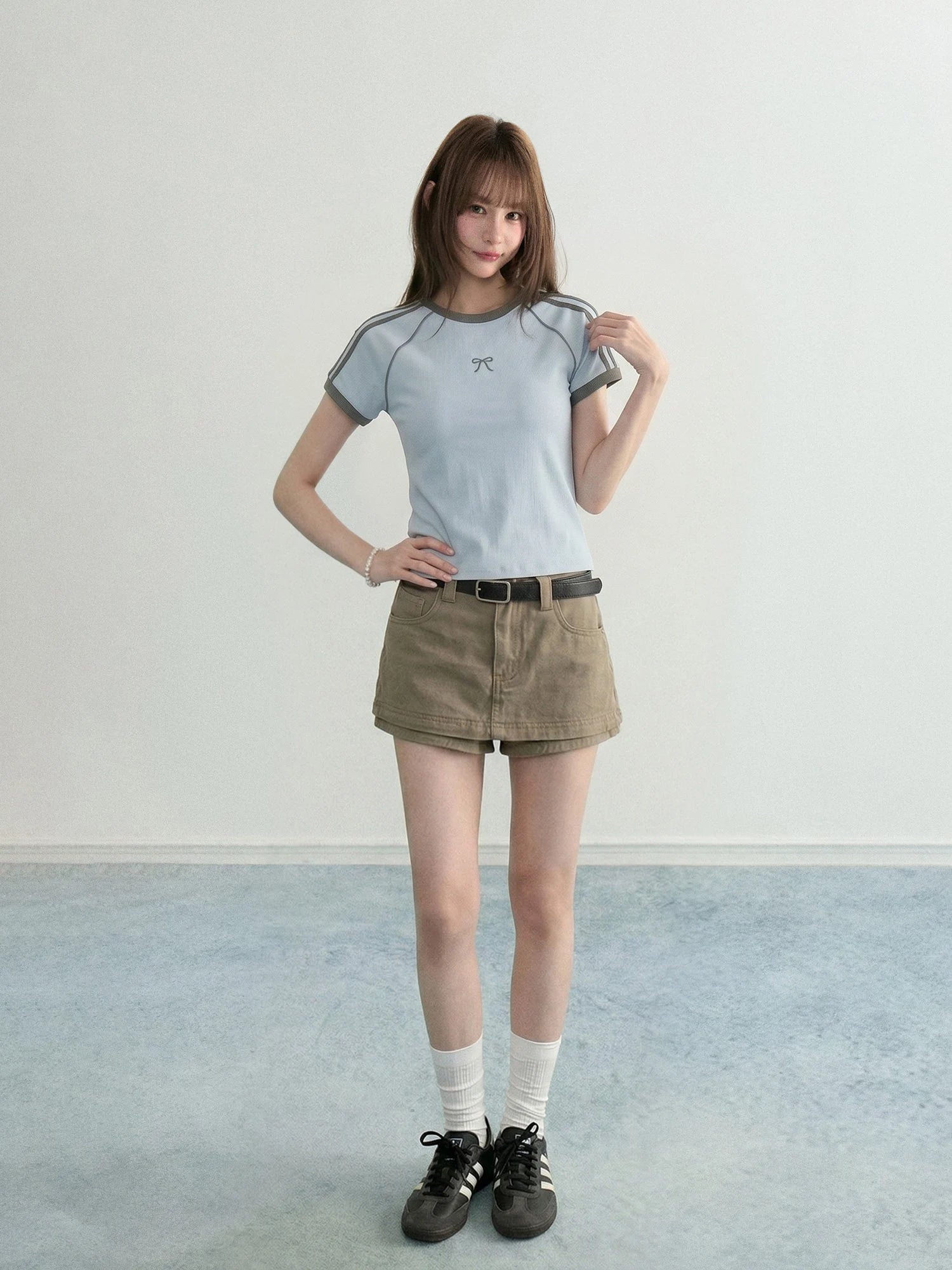 Blue Bow Stripe Raglan Cropped Fitted Sporty Tee OL2314