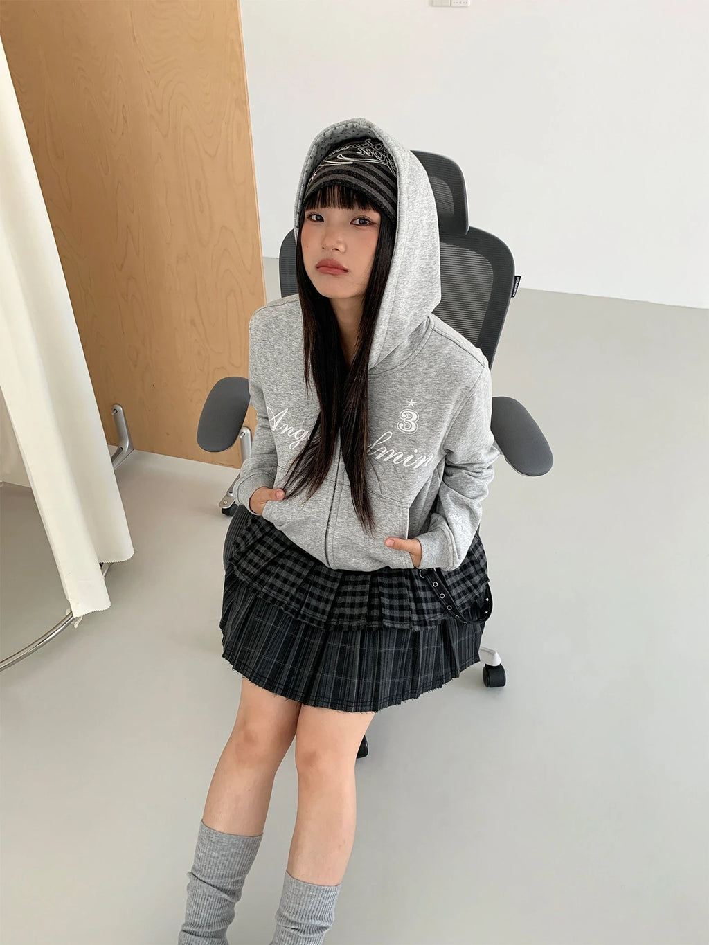 Star Print Embroidered Hoodie OL2297