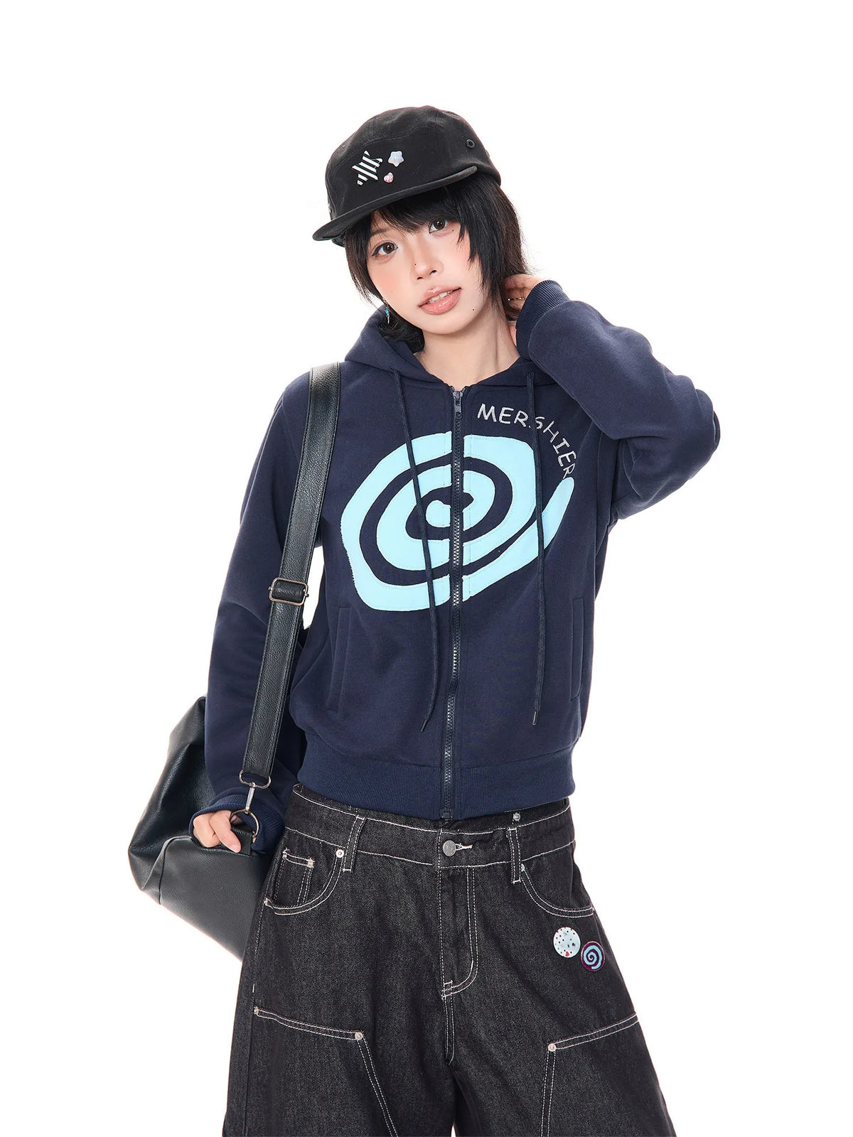 Swirl Patch Cropped Zip Hoodie oliviroa オリヴィオラ