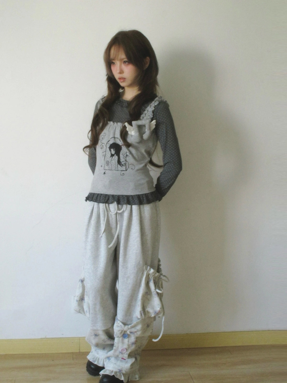Star Print Layered Slim Long Sleeve Tee OL2440