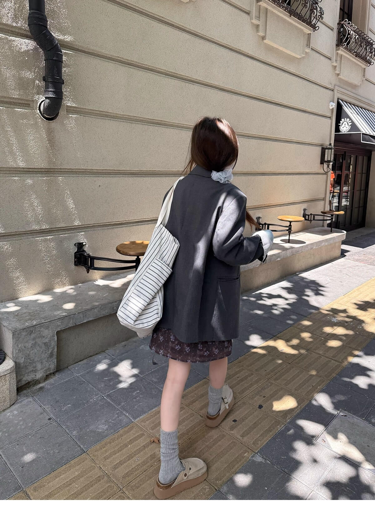 フレンチムードの小花キャミワンピース