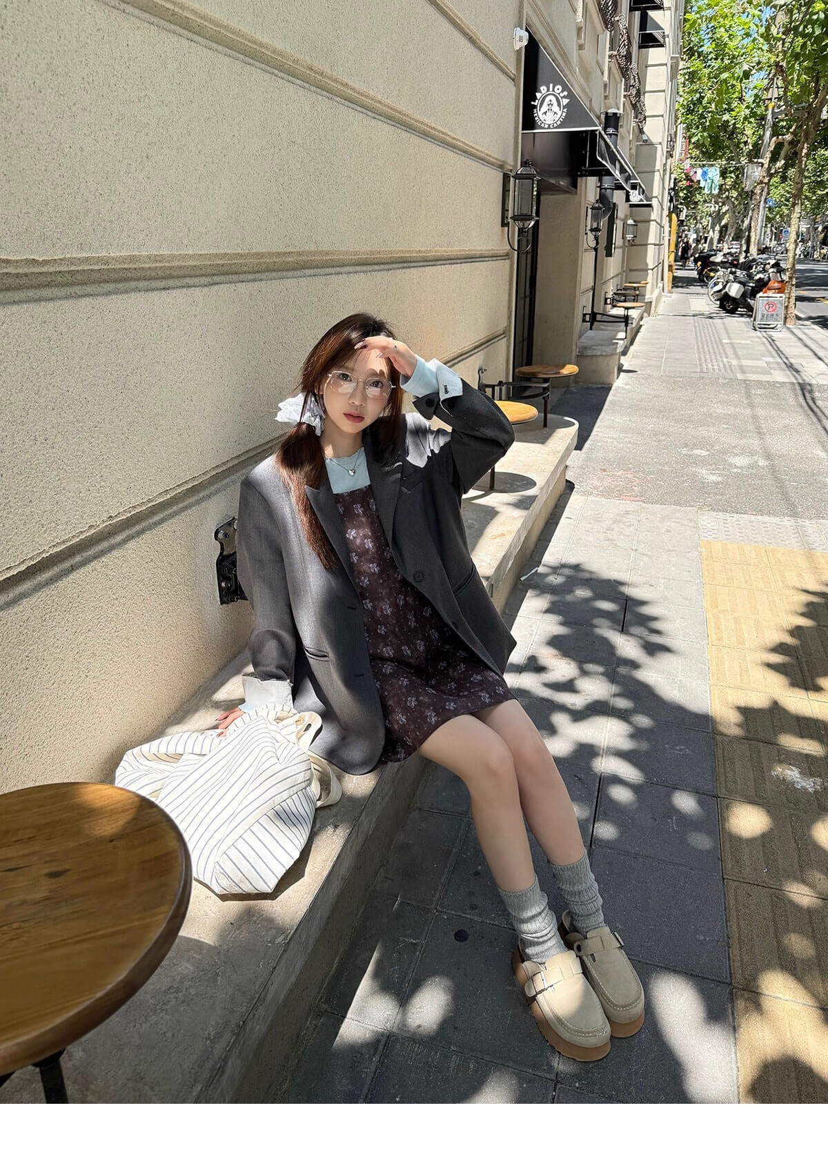 フレンチムードの小花キャミワンピース