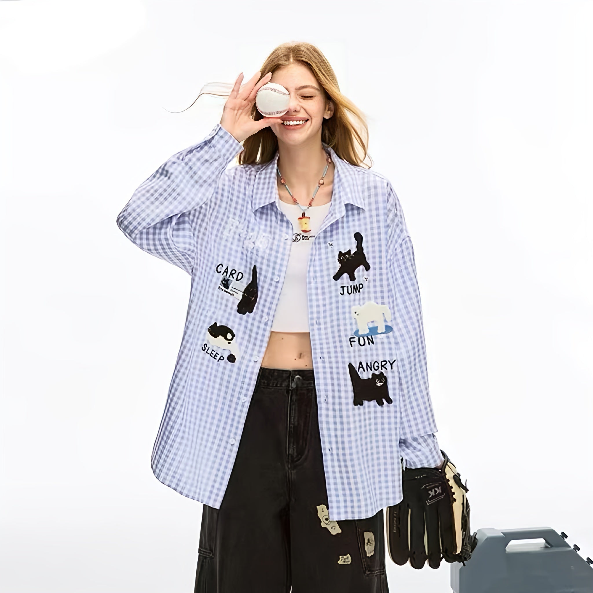 Cute and relaxed cat embroidered check shirt OL1821