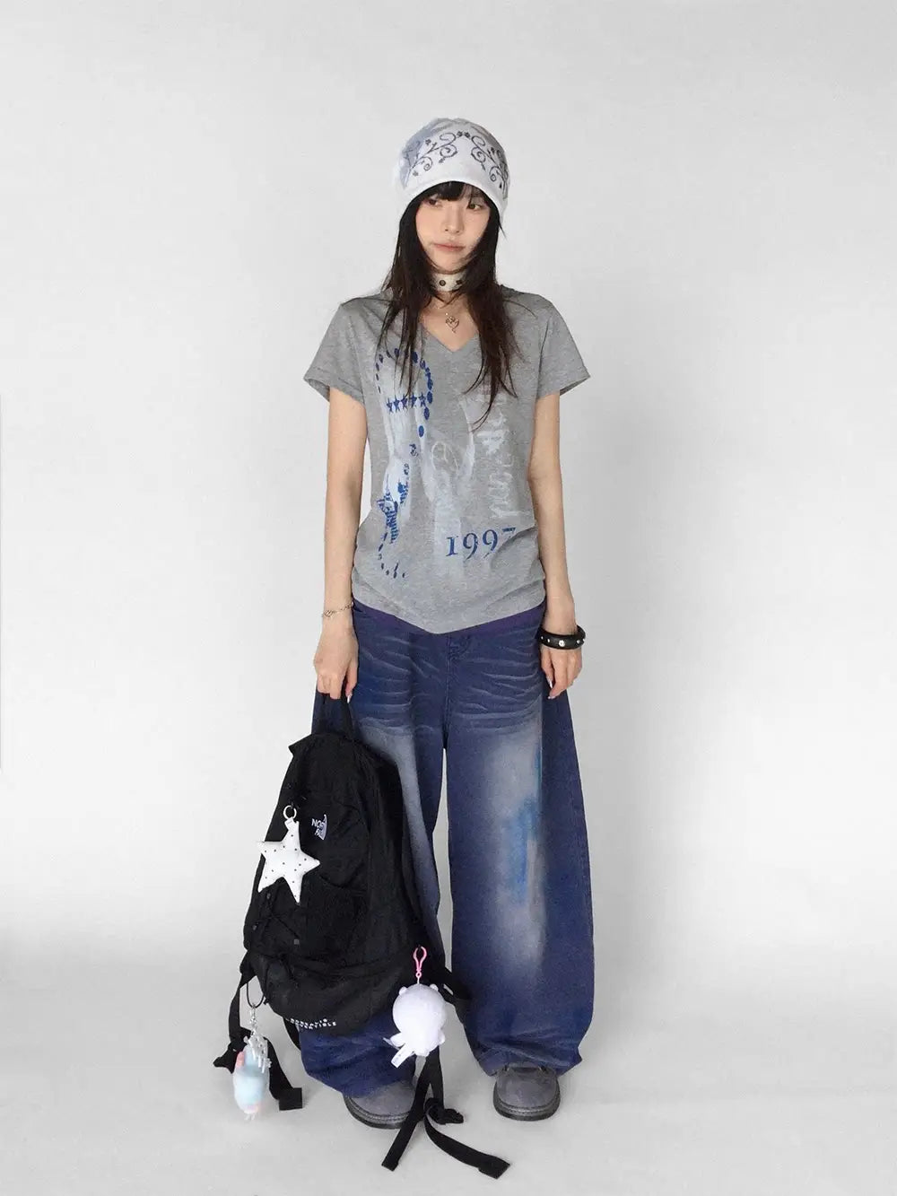 Vintage Contrast V Neck Tee OL2354