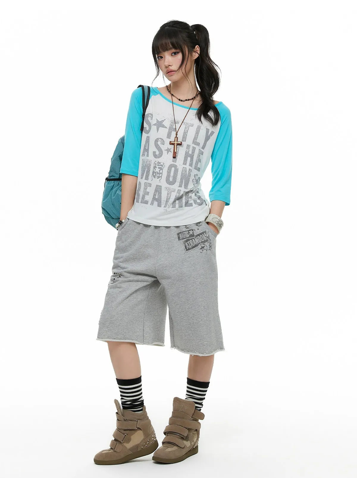 Contrast Raglan Graphic T Shirt OL2379
