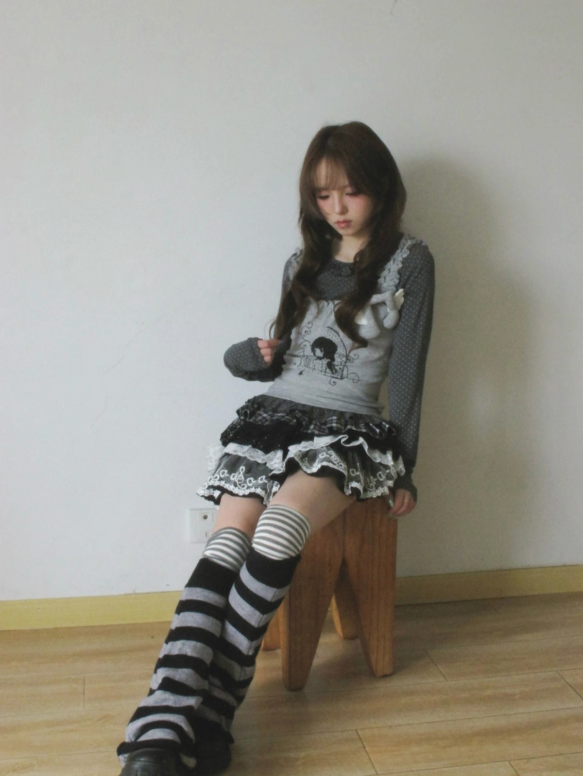 Star Print Layered Slim Long Sleeve Tee OL2440