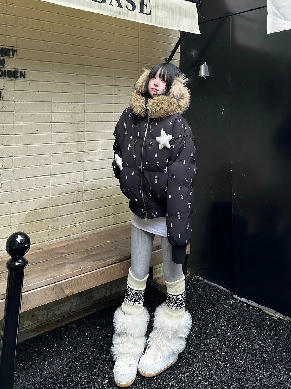 Star Embossed Detachable Fur Collar Puffer OL2445