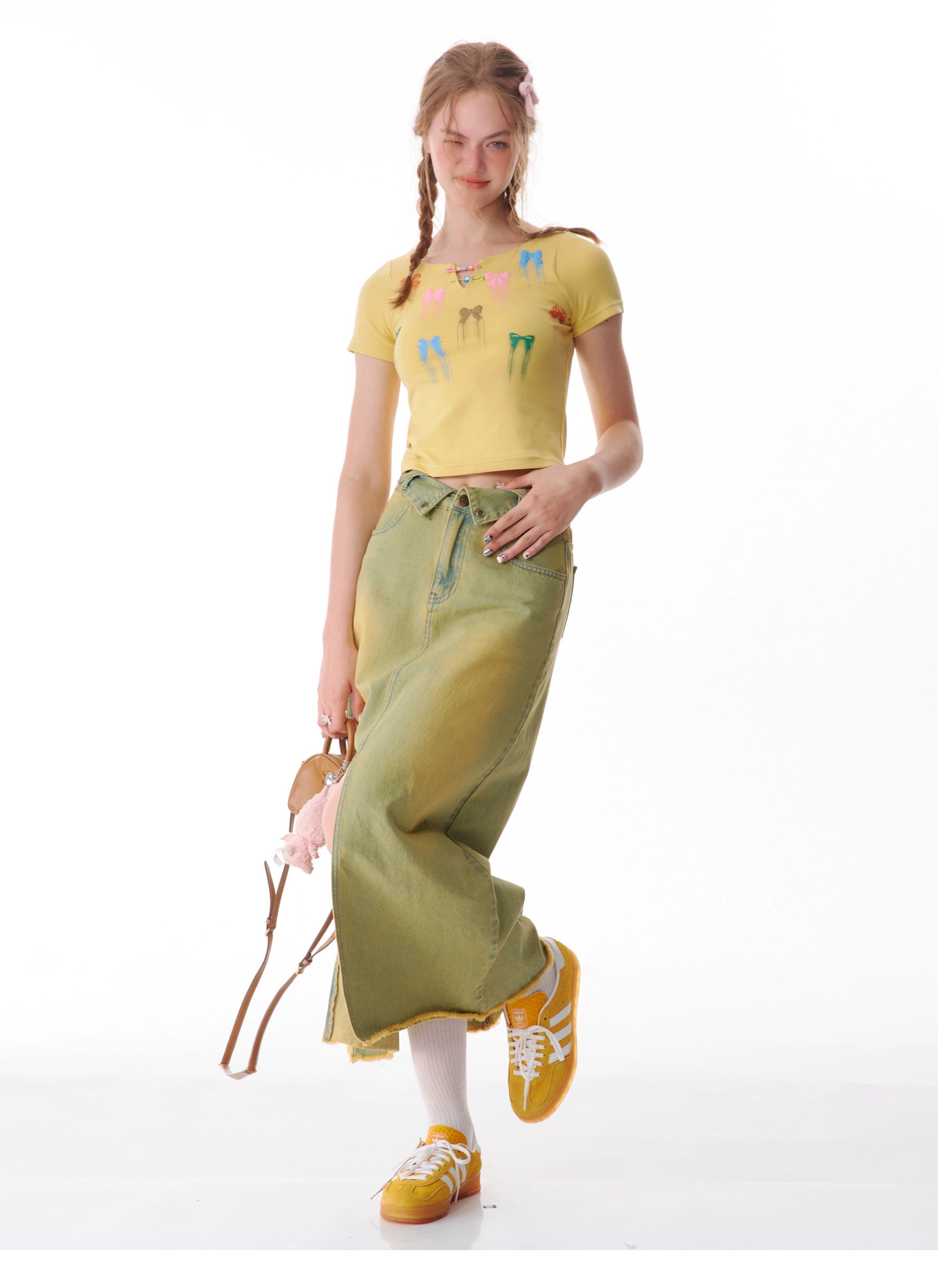 リボンプリント スリムフィット 半袖Tシャツ レディース