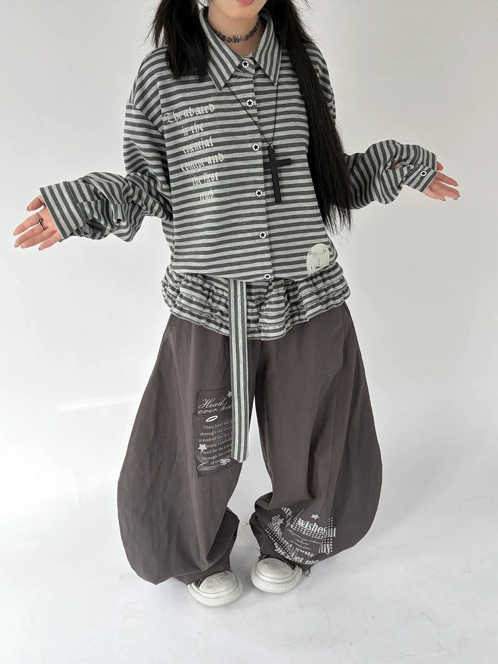 Letter Print Curved Leg Pants OL2479 oliviroa オリヴィオラ