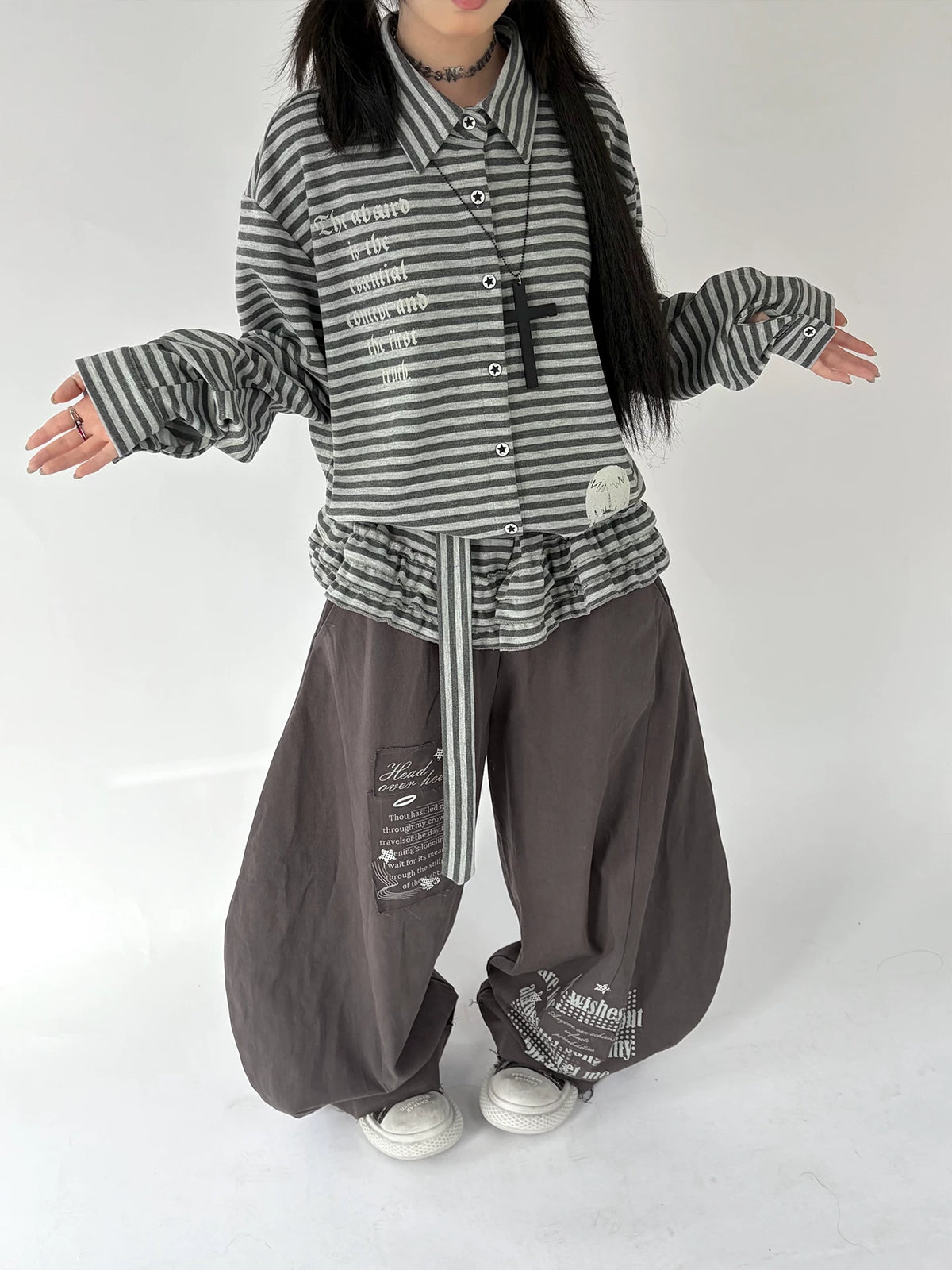 Letter Print Curved Leg Pants OL2479 oliviroa オリヴィオラ