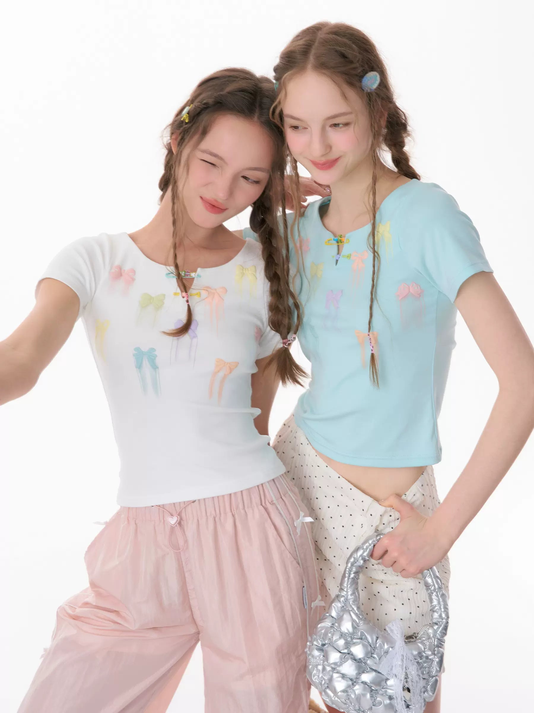 リボンプリント スリムフィット 半袖Tシャツ レディース