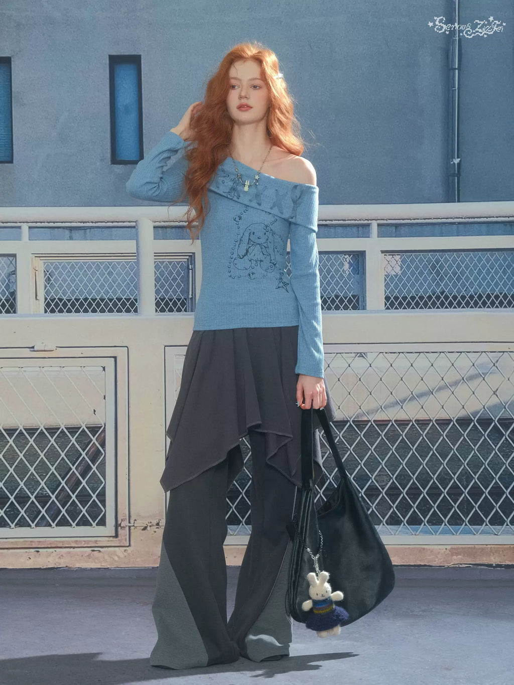 オフショルダー うさぎプリント 長袖Tシャツ  OL1810