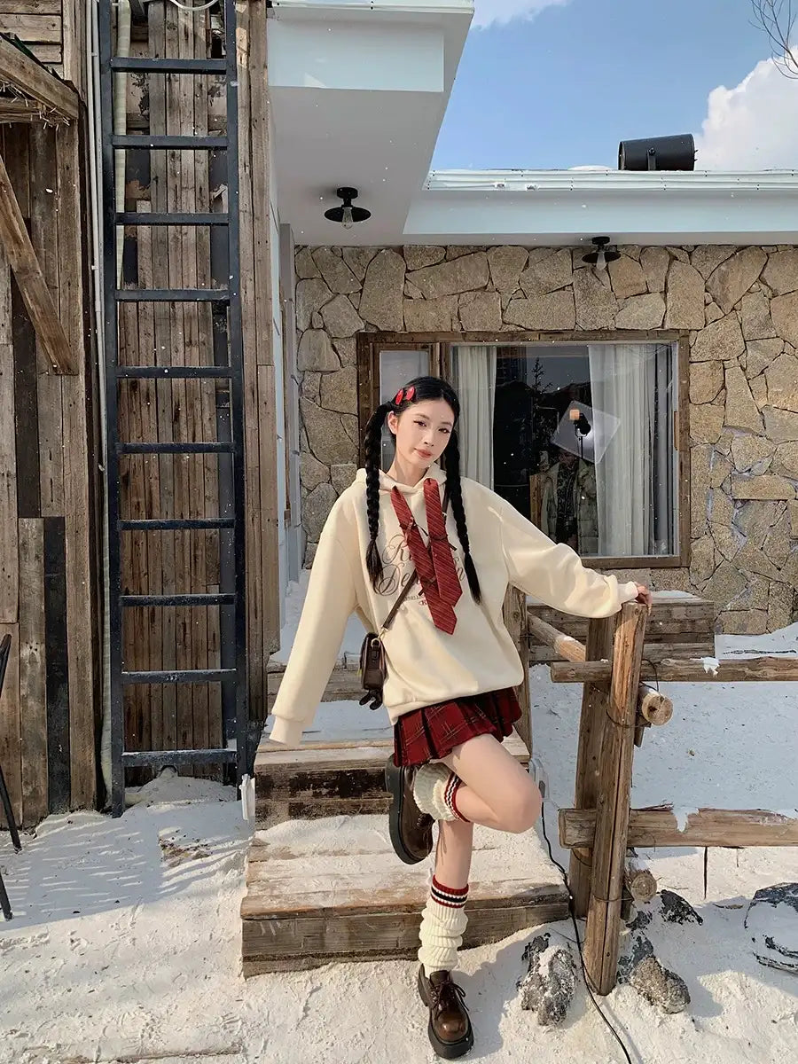 リボン付き刺繍フーディ