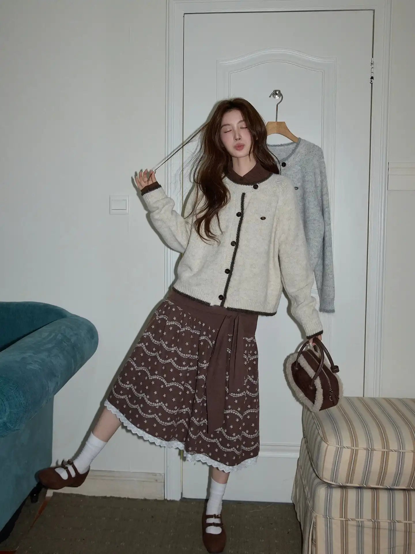 ライトグレー配色カーディガン  OL1879