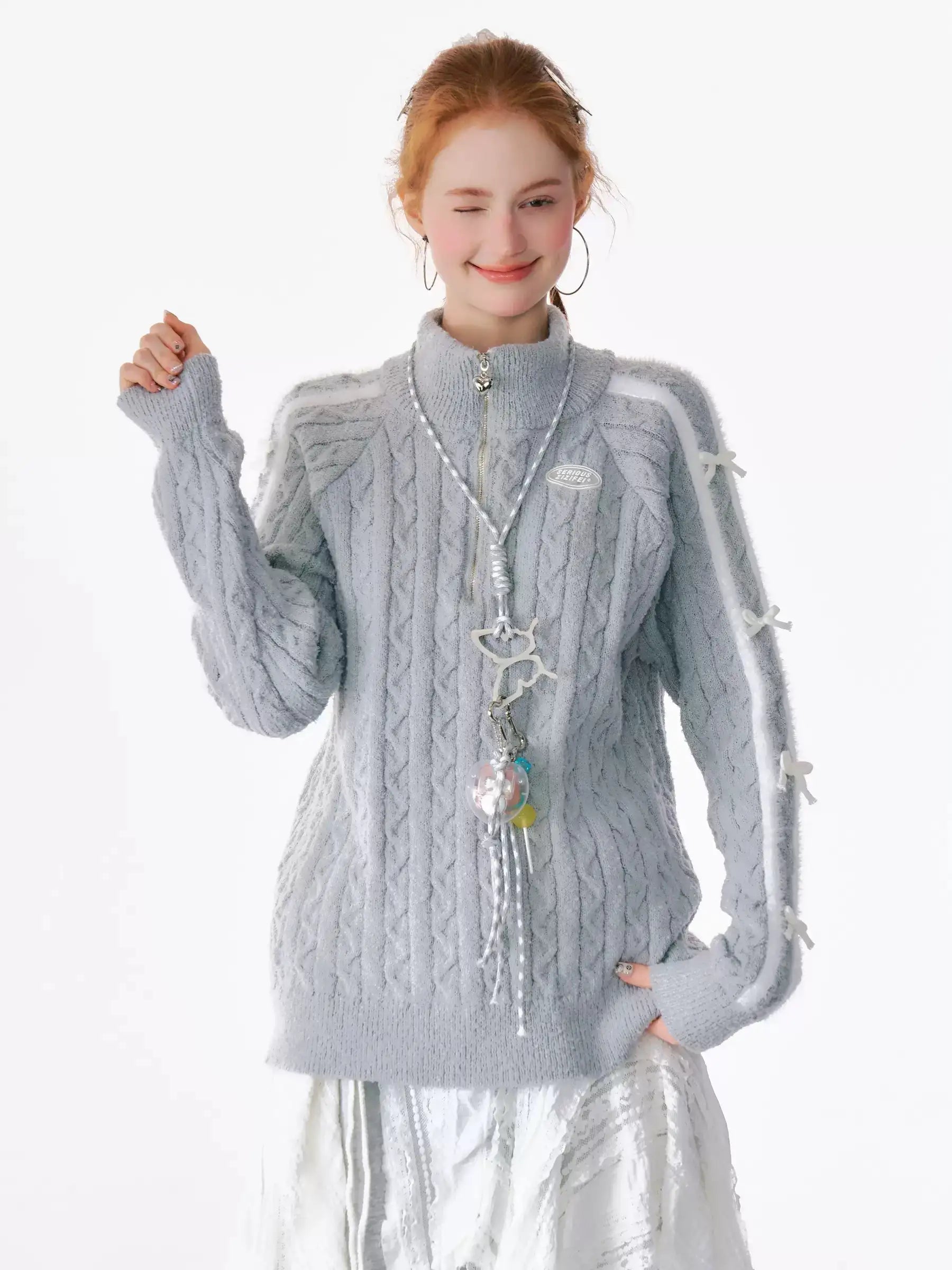 ケーブルニット グレー 秋冬ファッション