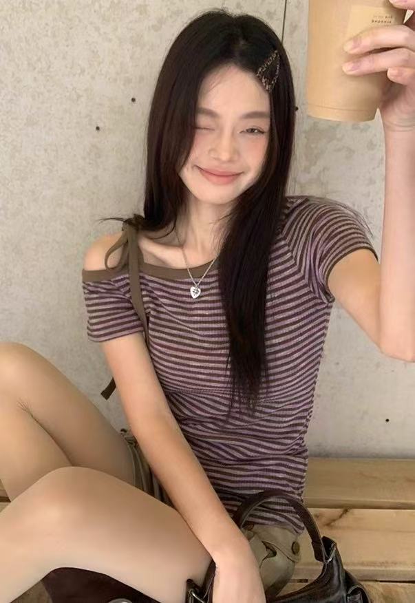 韓国風 オフショルダー タイトTシャツ 紫ボーダー  OL1820