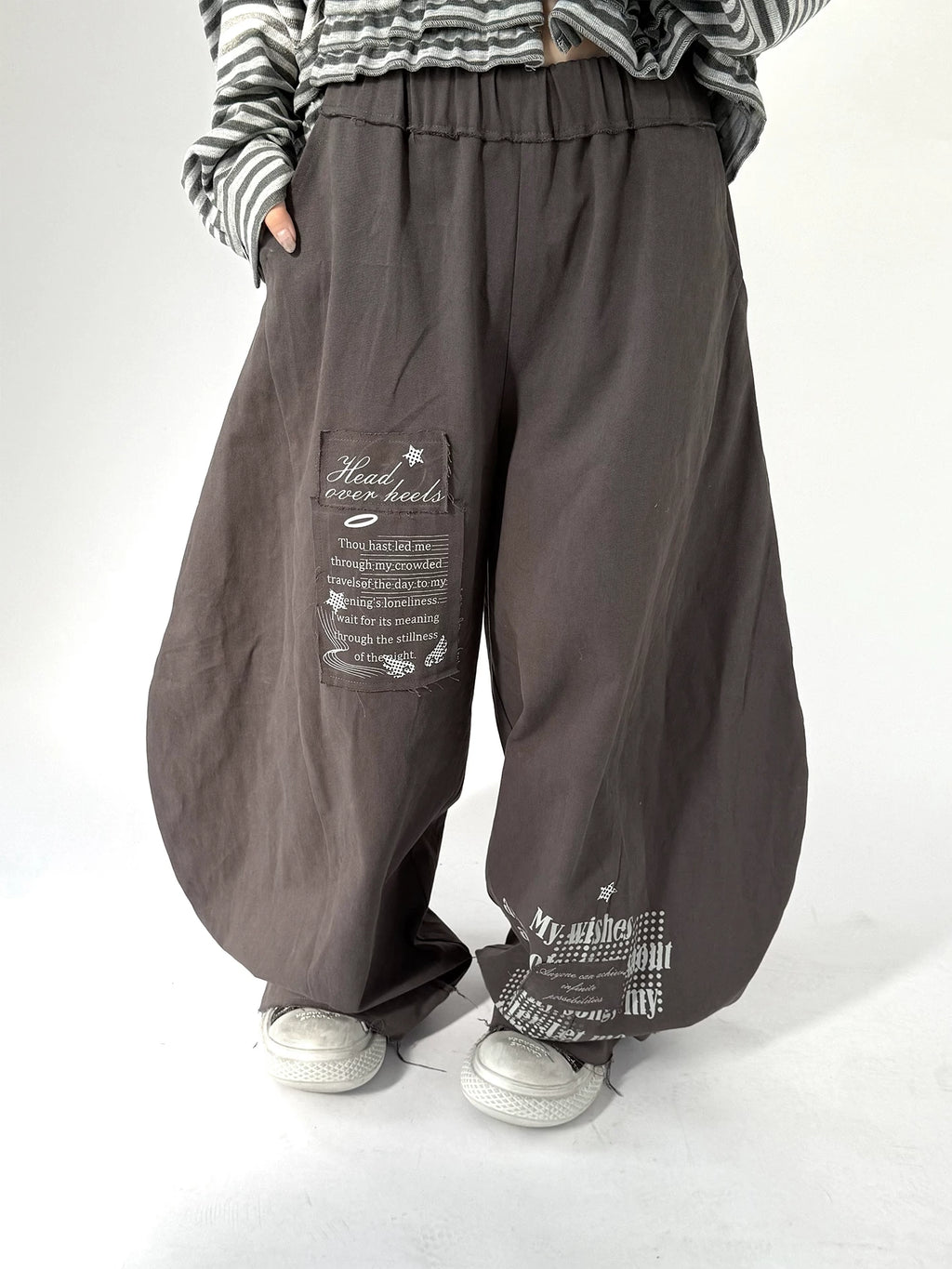 Letter Print Curved Leg Pants OL2479