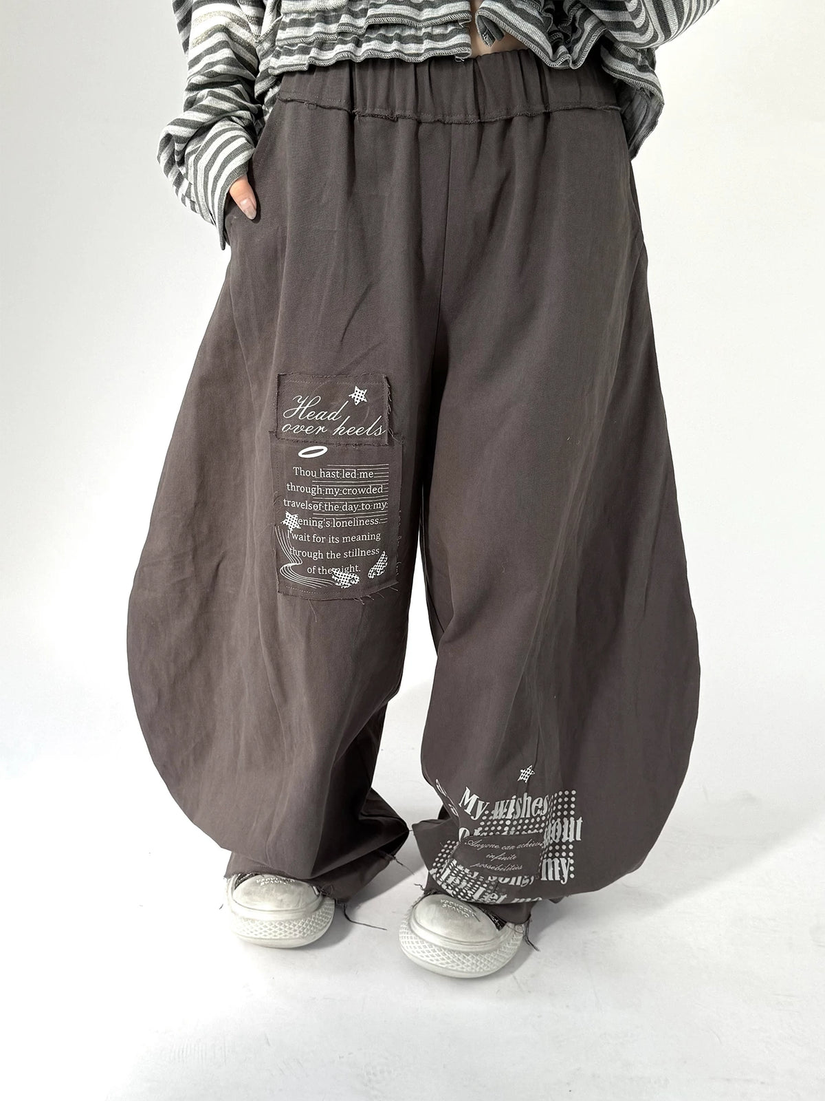 Letter Print Curved Leg Pants OL2479