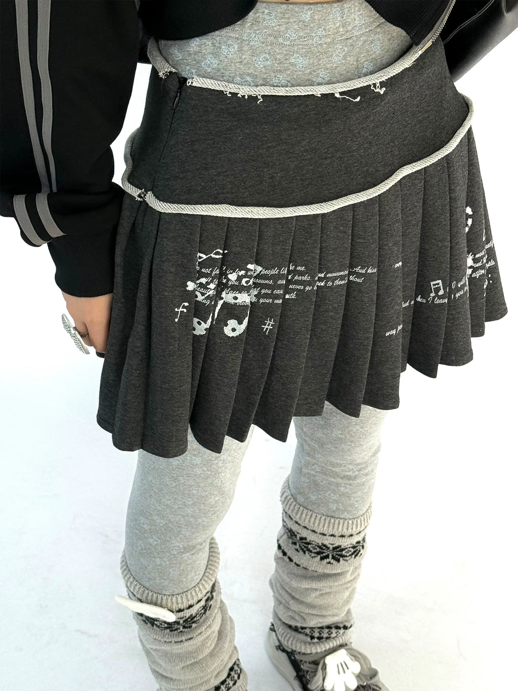 Music Note Rolled Waist Pleated Skirt OL2481 oliviroa オリヴィオラ