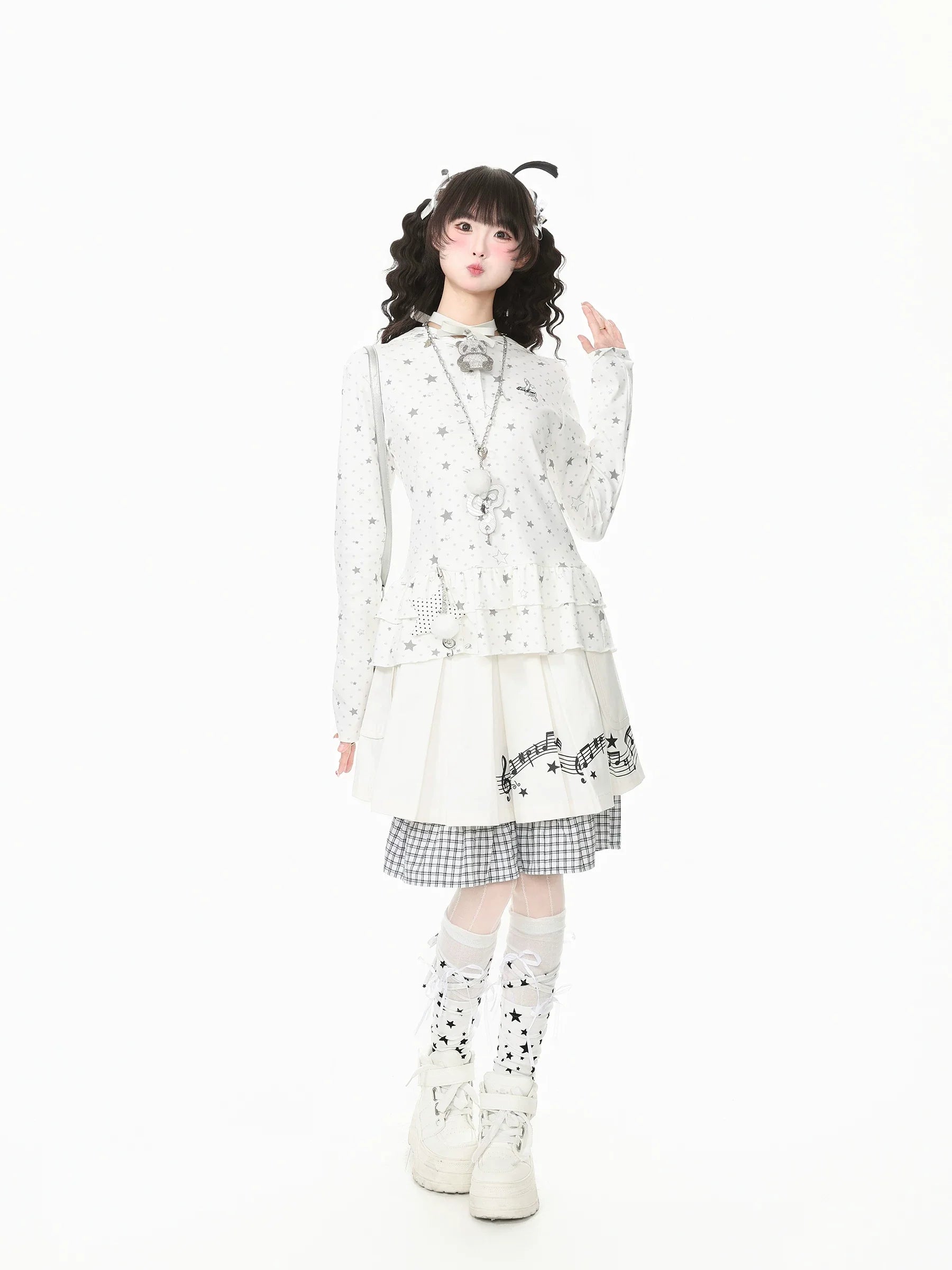 Star and Bow Tie Leg Warmers OLA021 oliviroa オリヴィオラ